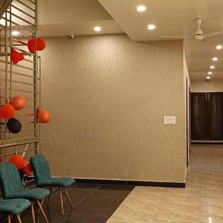 Hotel Saffron Мератх Экстерьер фото