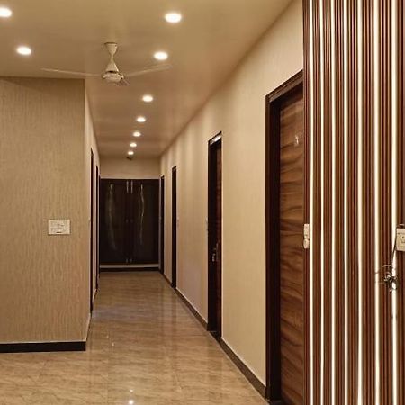 Hotel Saffron Мератх Экстерьер фото